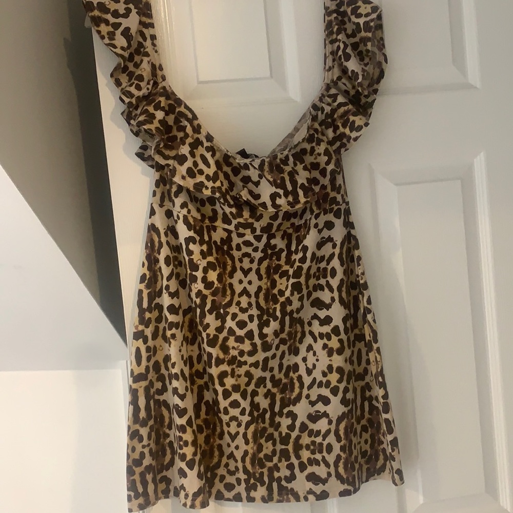 Leopard mini dress off the shoulder